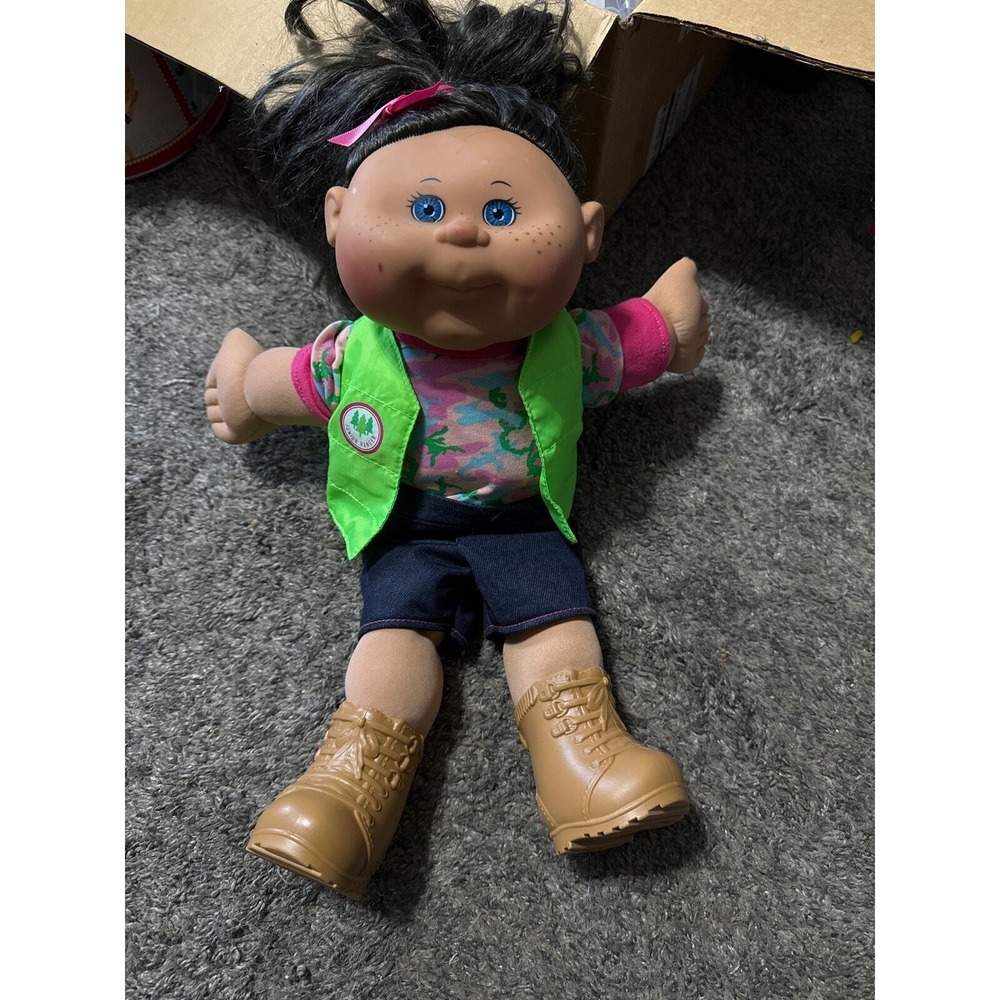 Cabbage Patch Kid Park‎ Ranger  2015 - Picture 3 of 3
